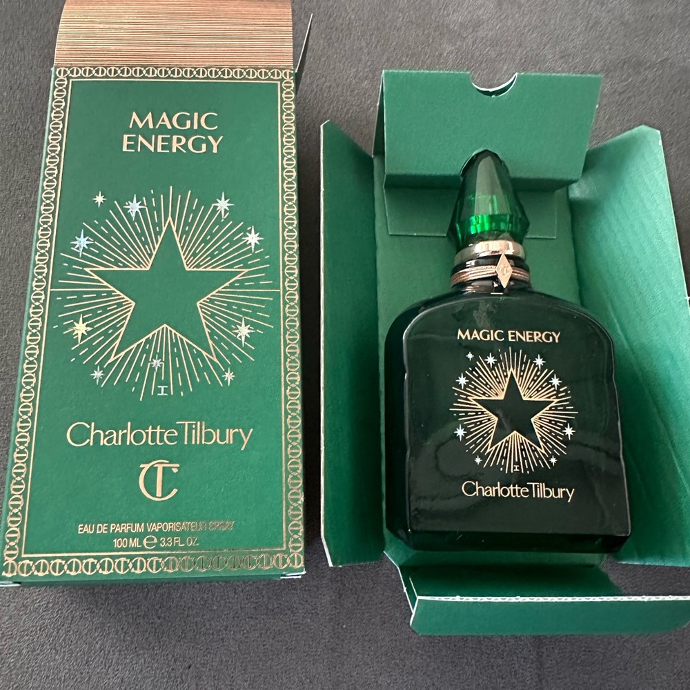Charlotte Tilbury Magic Energy Eau De Parfum 100ml Spray 3.3 fl oz - Picture 4 of 5